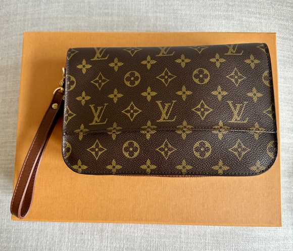 Louis Vuitton Pochette Orsay Monogram Canvas | Excellent Condition - Picture 13 of 15